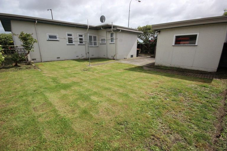 Photo of property in 690 Pioneer Highway, Highbury, Palmerston North, 4412