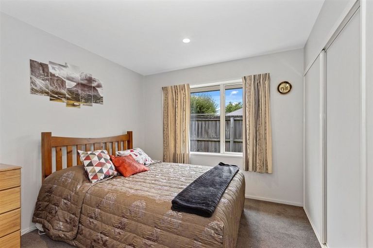 Photo of property in 59 Inwoods Road, Parklands, Christchurch, 8083