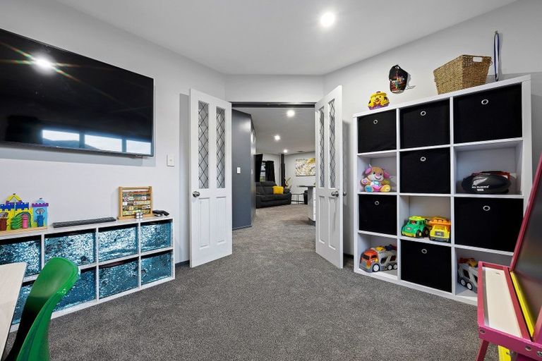 Photo of property in 5 Borana Place, Templeton, Christchurch, 8042