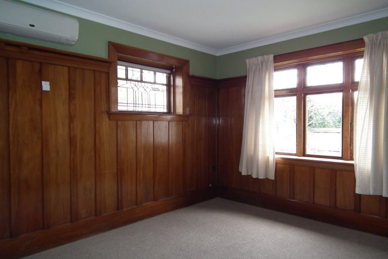 Photo of property in 110 Rattray Street, Riccarton, Christchurch, 8041