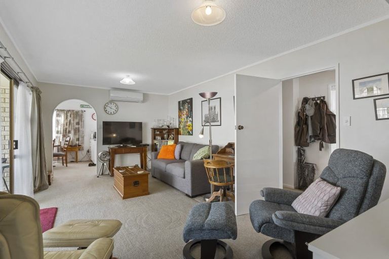 Photo of property in 84a Wilson Street, Hawera, 4610