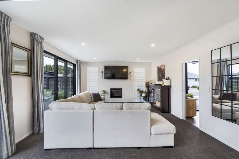 Photo of property in 27 Durells Crescent, Kaiapoi, 7630