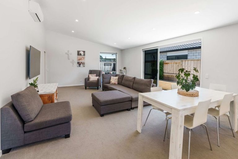 Photo of property in 44 Marion Crescent, Papamoa Beach, Papamoa, 3118