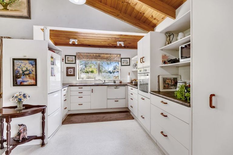 Photo of property in 43 Poike Road, Hairini, Tauranga, 3112