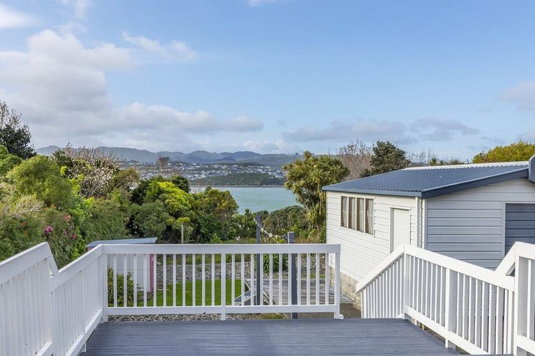 Photo of property in 43 Waiuta Street, Titahi Bay, Porirua, 5022