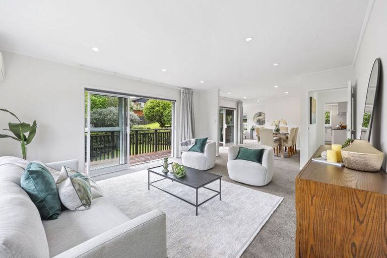 Photo of property in 16 Andrea Place, Sunnyhills, Auckland, 2010