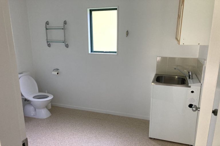 Photo of property in 960 Moonshine Road, Judgeford, Porirua, 5381