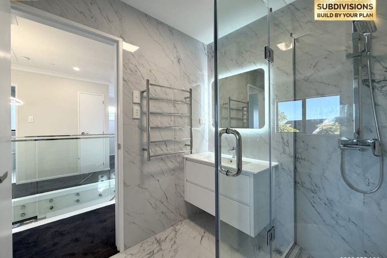 Photo of property in 260 Don Buck Road, Massey, Auckland, 0614