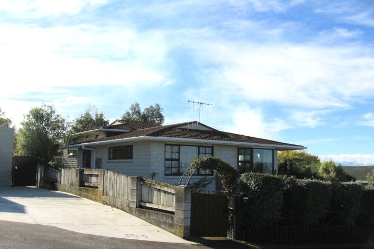 Photo of property in 4 Rangeview Place, Feilding, 4702