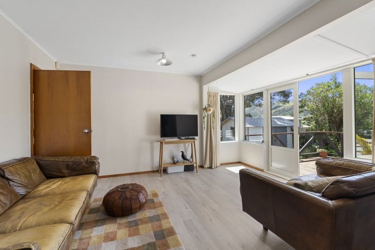 Photo of property in 80 Rawhiti Road, Pukerua Bay, 5026