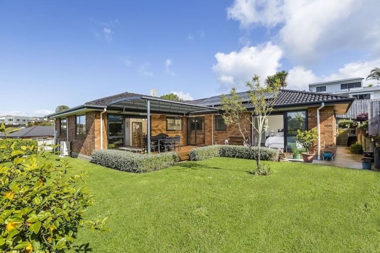 Photo of property in 10 Jade River Place, Warkworth, 0910