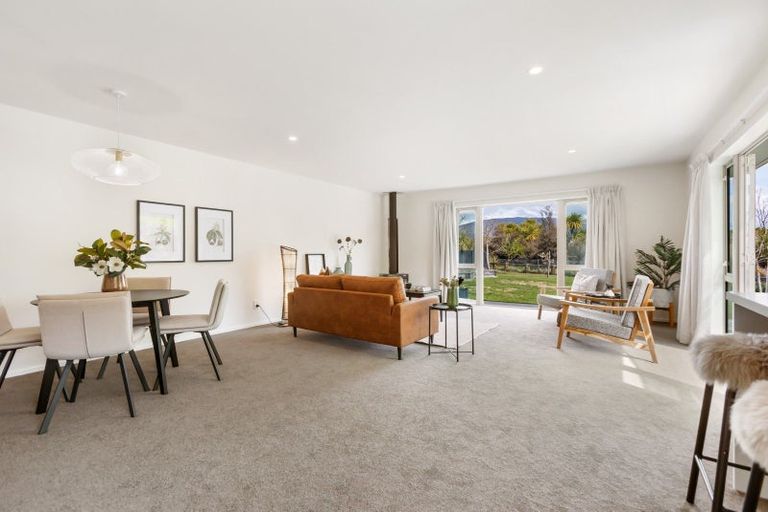 Photo of property in 17 Hunt Place, Albert Town, Wanaka, 9305