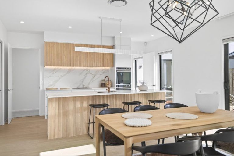 Photo of property in 8 Perehia Mews, Marshland, Christchurch, 8083