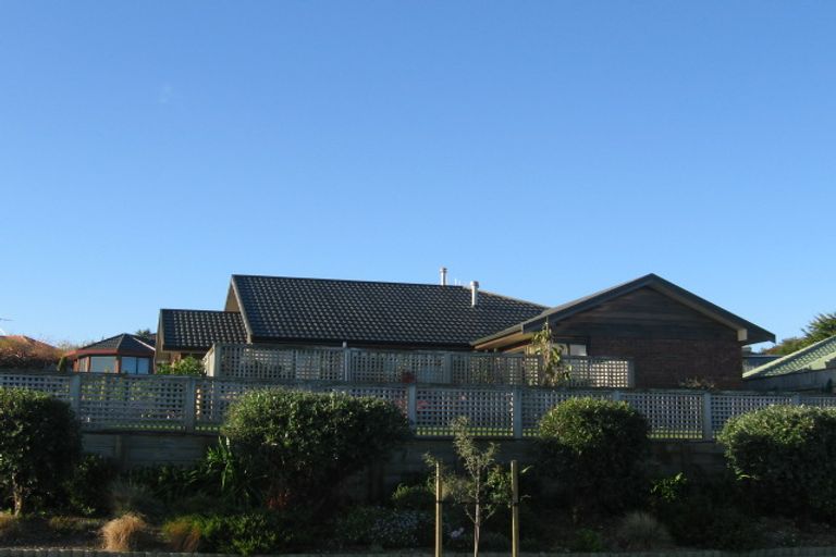 Photo of property in 125 Realm Drive, Paraparaumu, 5032