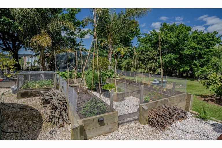 Photo of property in 250 Wakelin Road, Kerikeri, 0293