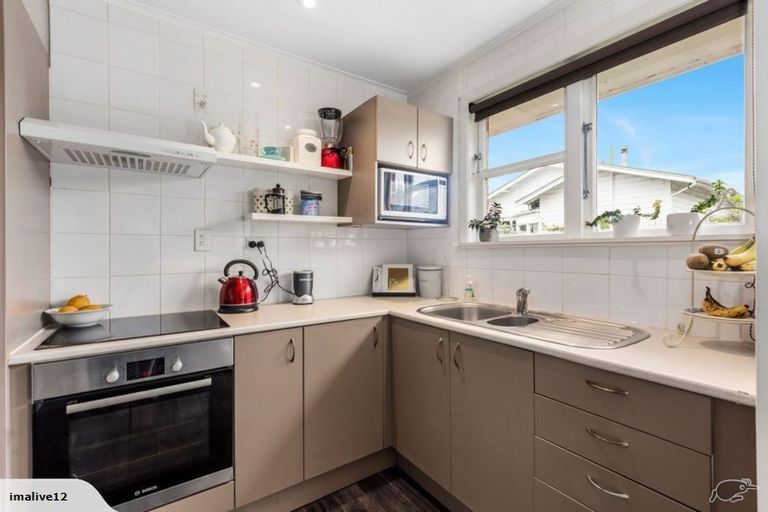 Photo of property in 28f2-a Ararino Street, Trentham, Upper Hutt, 5018