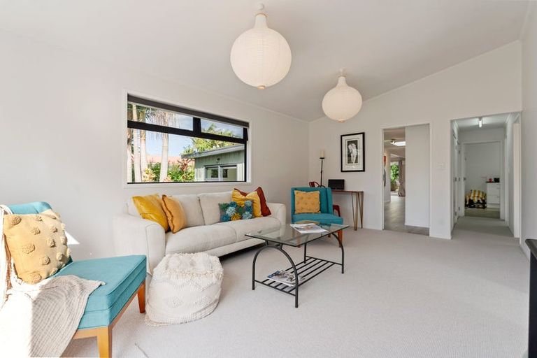 Photo of property in 13 Harbour View Road, Point Wells, Warkworth, 0986
