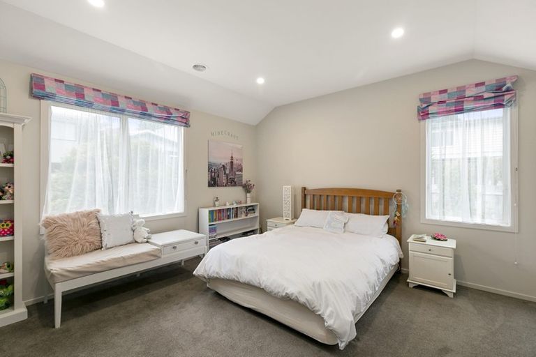 Photo of property in 5 Winsley Terrace, Churton Park, Wellington, 6037