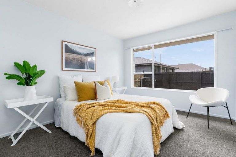 Photo of property in 2/48 Kawau Crescent, Bromley, Christchurch, 8062