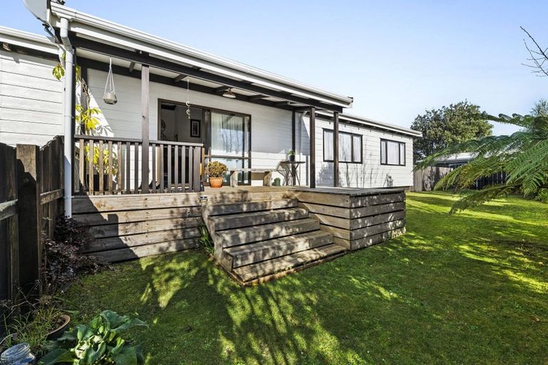 Photo of property in 3 Raunui Crescent, Inglewood, 4330