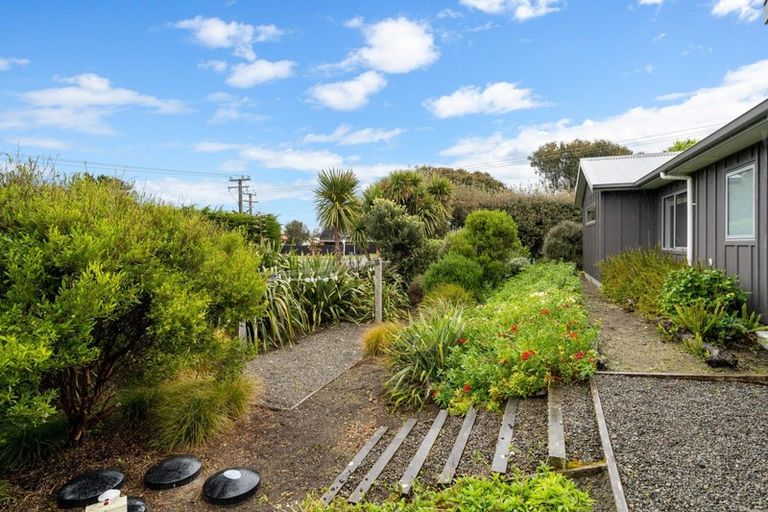 Photo of property in 41 Paetawa Road, Peka Peka, Waikanae, 5391