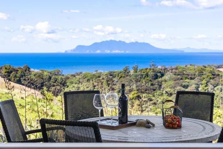 Photo of property in 28 Matheson Bush Road, Leigh, 0985