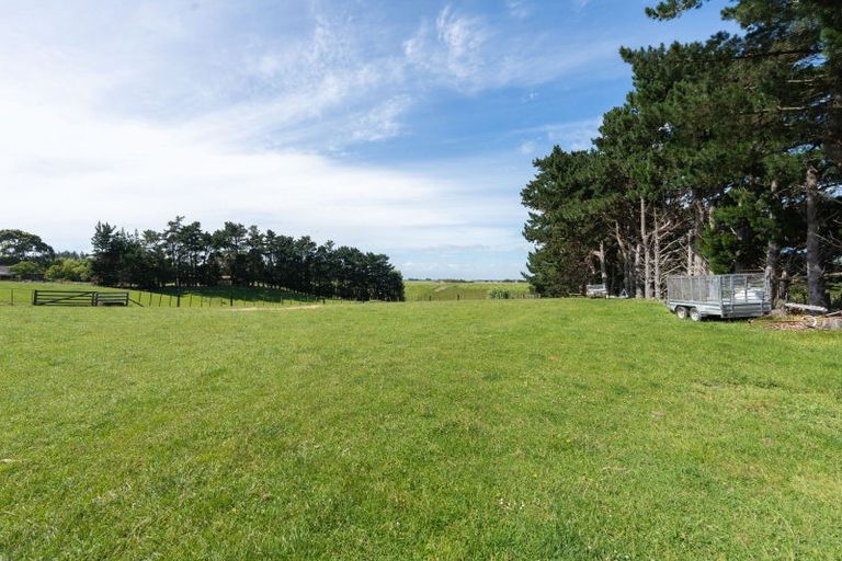 Photo of property in 257 Halcombe Road, Feilding, 4775