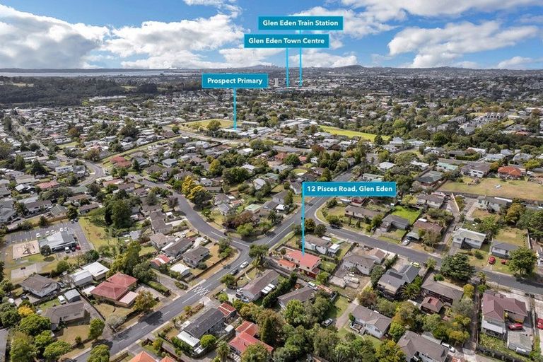 Photo of property in 12 Pisces Road, Glen Eden, Auckland, 0602