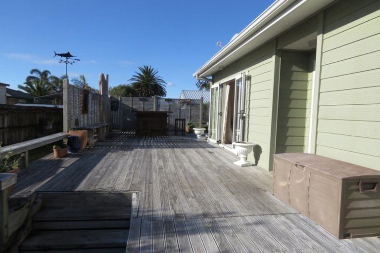 Photo of property in 3 Mayfair Close, Whitianga, 3510