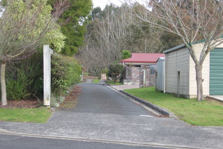 Photo of property in 10 Essendon Court, Glenview, Hamilton, 3206