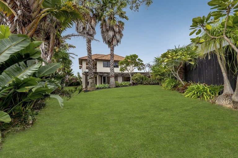 Photo of property in 22 Tui Brae, Beachlands, Auckland, 2018
