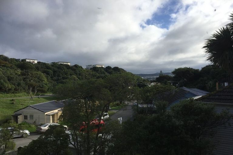 Photo of property in 81 Monorgan Road, Strathmore Park, Wellington, 6022