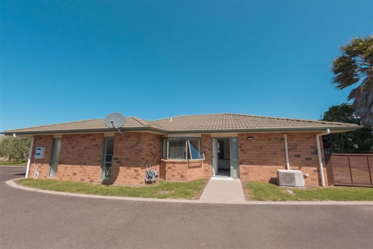 Photo of property in 2 Mayfair Close, Whitianga, 3510