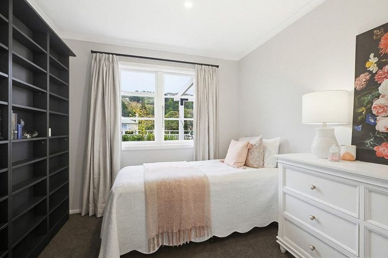 Photo of property in 4 Beauchamp Street, Tawa, Wellington, 5028