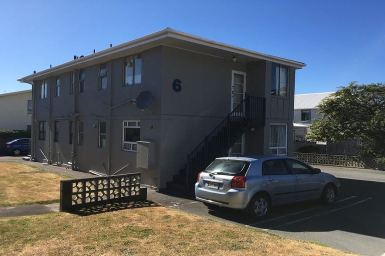 Photo of property in 127u6 Queens Drive, Lyall Bay, Wellington, 6022