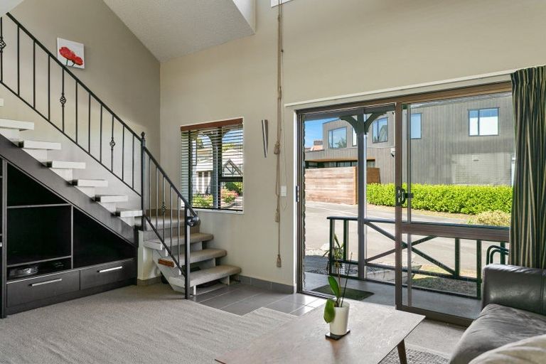 Photo of property in 2/116 Lake Terrace, Taupo, 3330