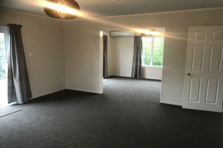Photo of property in 155 Summerhill Drive, Fitzherbert, Palmerston North, 4410