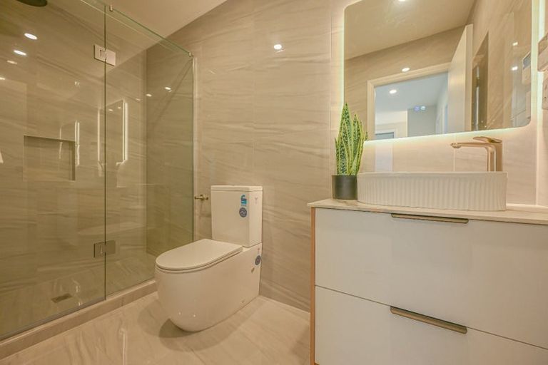 Photo of property in 89b Whitford Road, Botany Downs, Auckland, 2014