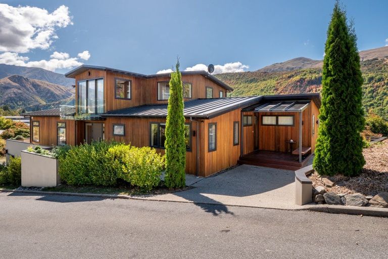 Photo of property in 115 Cotter Avenue, Arrowtown, 9302