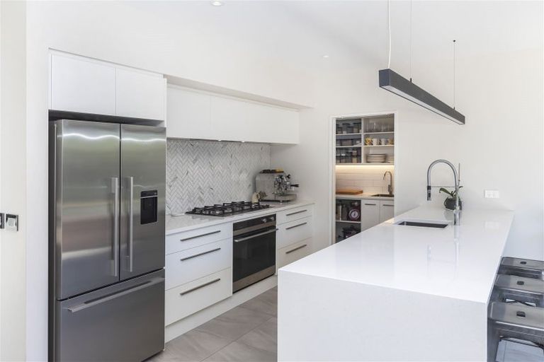 Photo of property in 17 Lewis Close, Rangiora, 7400