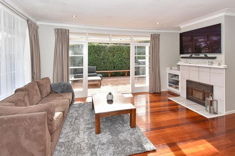Photo of property in 2/16 View Road, Wairau Valley, Auckland, 0627