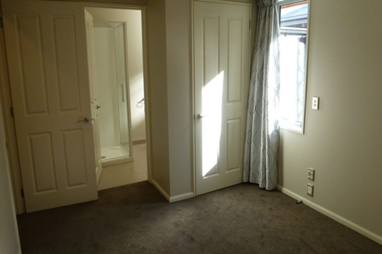 Photo of property in 49a Mcmahon Drive, Aidanfield, Christchurch, 8025