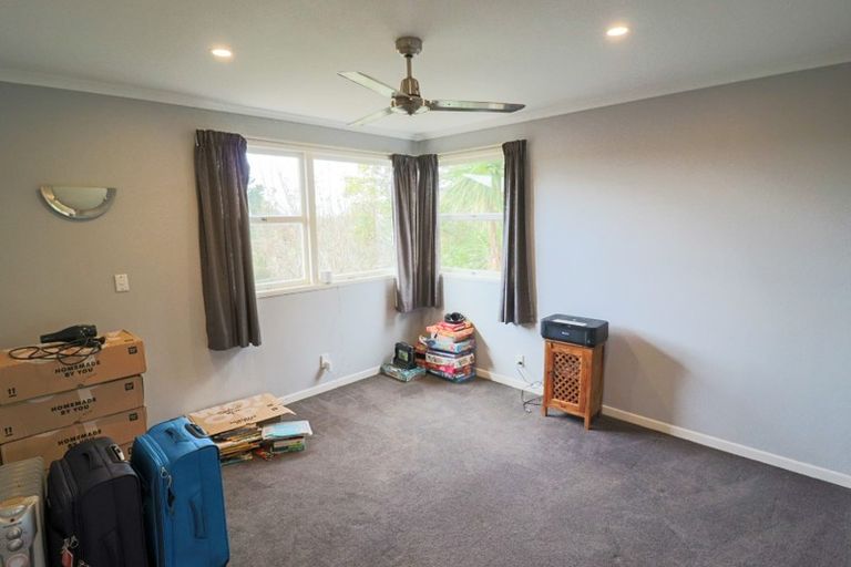 Photo of property in 3 Hepper Street, New Lynn, Auckland, 0600