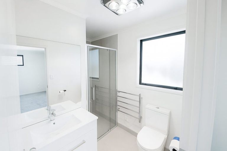 Photo of property in 13 Glennron Lane, Waiuku, 2123