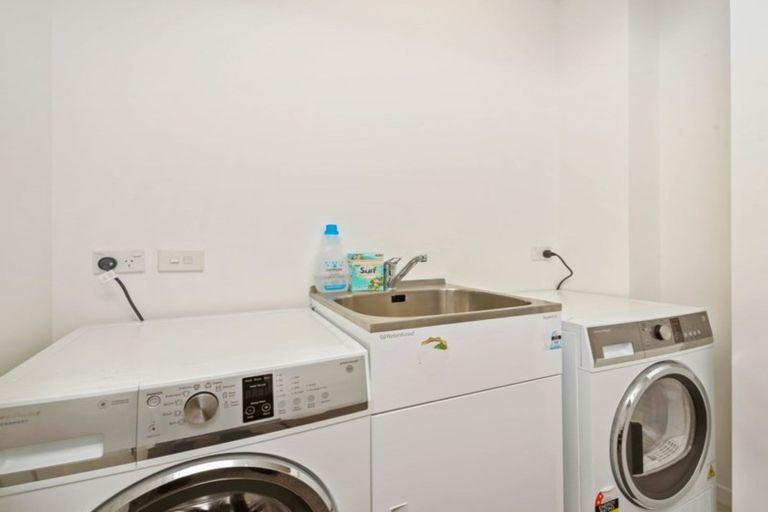 Photo of property in 10 Highlands Close, Queenstown, 9300