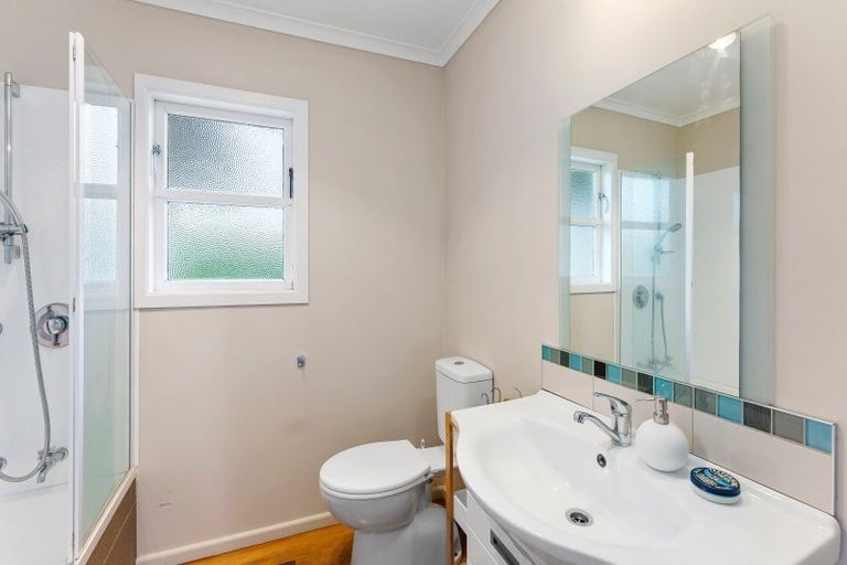Photo of property in 16 Lemon Street, Otaki, 5512