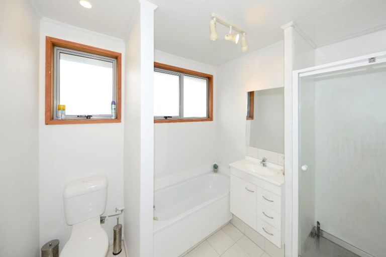 Photo of property in 27 Dunoon Place, Woolston, Christchurch, 8062