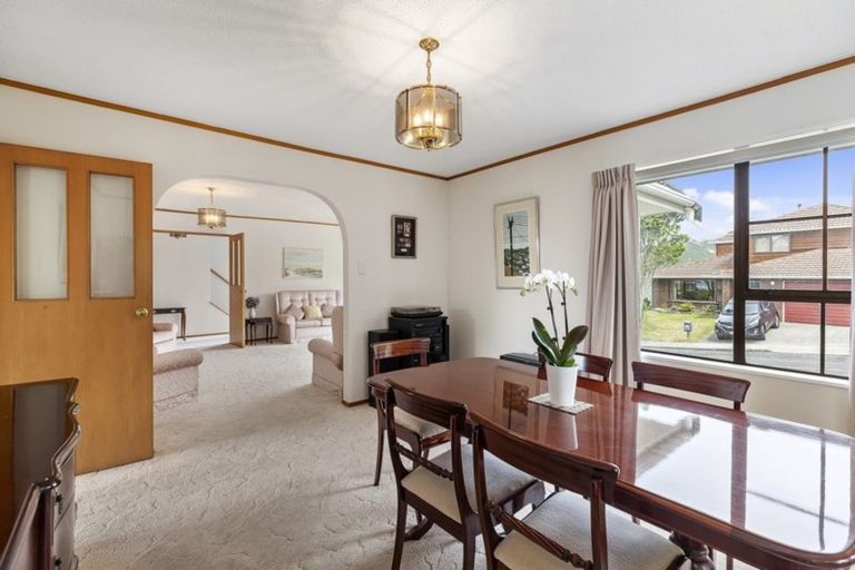 Photo of property in 30 Satara Crescent, Khandallah, Wellington, 6035