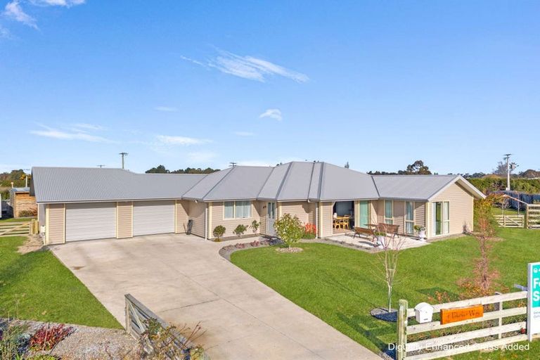 Photo of property in 4 Pukeko Way, Amberley, 7410