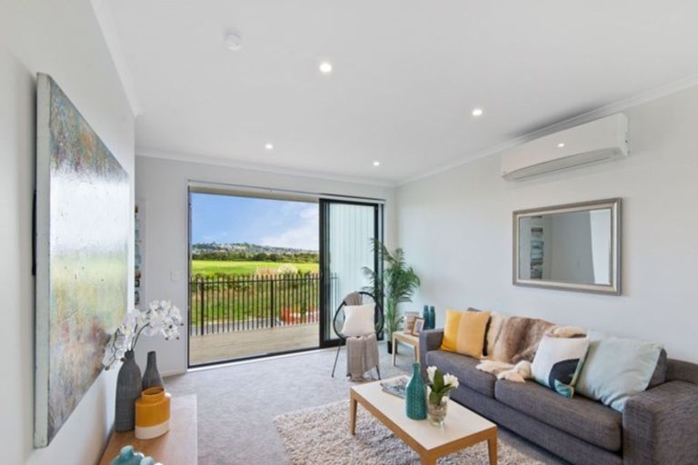 Photo of property in 9 Bonnette Road, Flat Bush, Auckland, 2019
